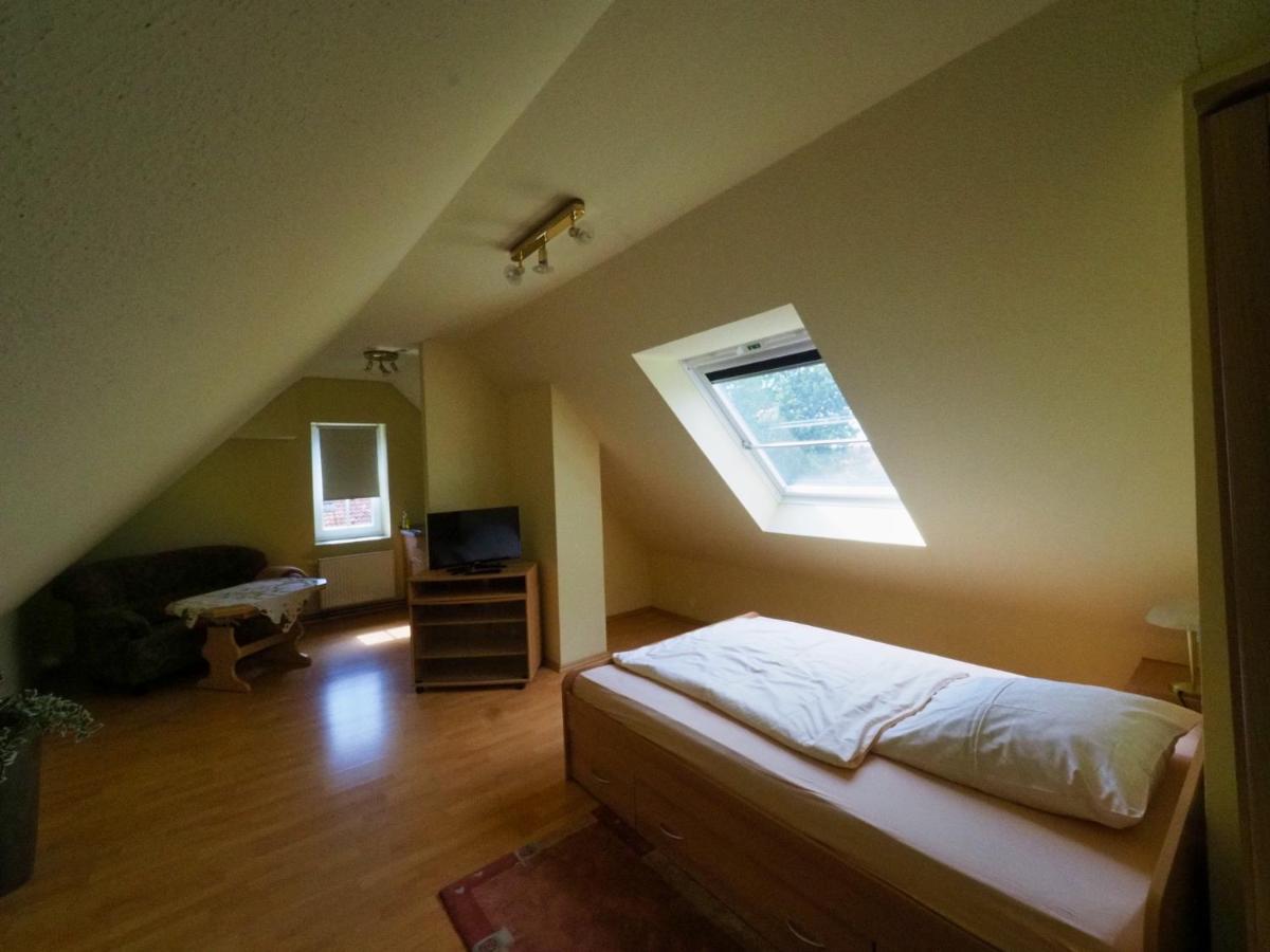 Gasthof Erfurth Sehnde Luaran gambar